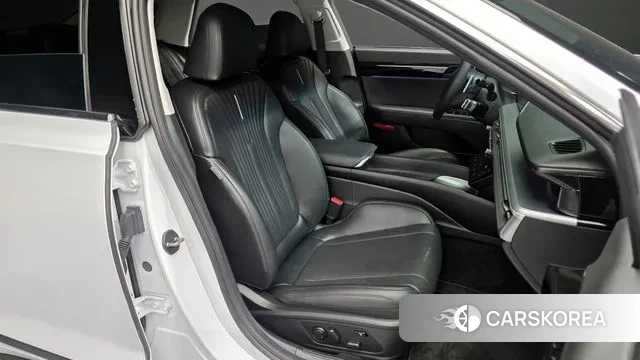 Hyundai Grandeur (GN7) 2023 Белый из Кореи, фото 3