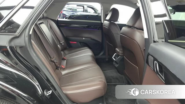 Hyundai Grandeur Hybrid (GN7) 2023 Черный из Кореи, фото 3