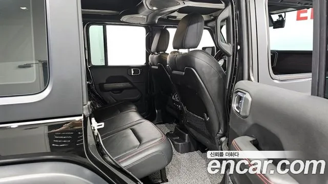 Jeep Wrangler (JL) 2024 Черный из Кореи, фото 3