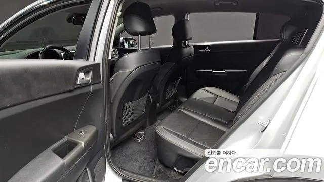 Kia Sportage The Bold 2021 Серебряный из Кореи, фото 3