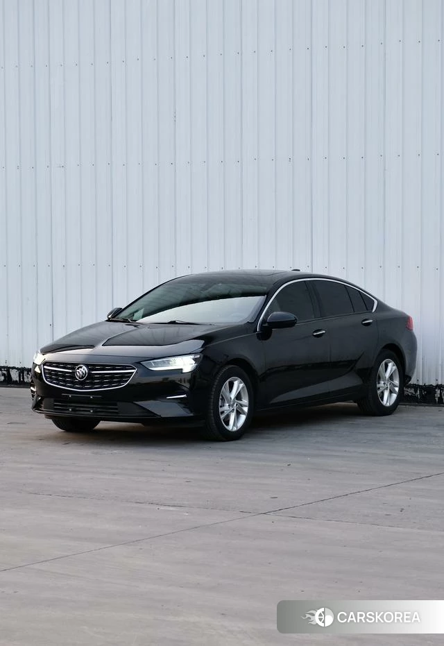 Buick Regal 2022 Черный из Китая, фото 3