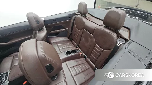 BMW 4 Series (G22) 2021 Черный из Кореи, фото 3