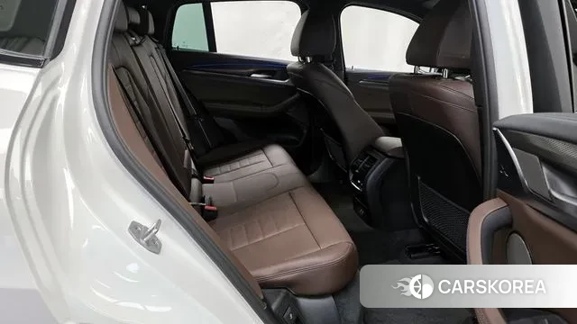 BMW X4 (G02) 2024 Белый из Кореи, фото 3