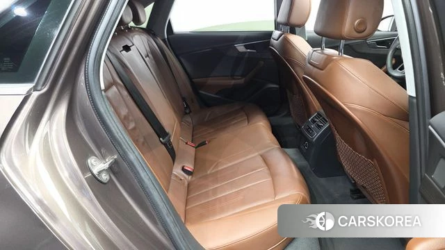 Audi A4 (B9) 2018 Коричневый из Кореи, фото 3