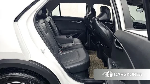 Kia Di Ol Nu Niro 2022 Белый из Кореи, фото 3