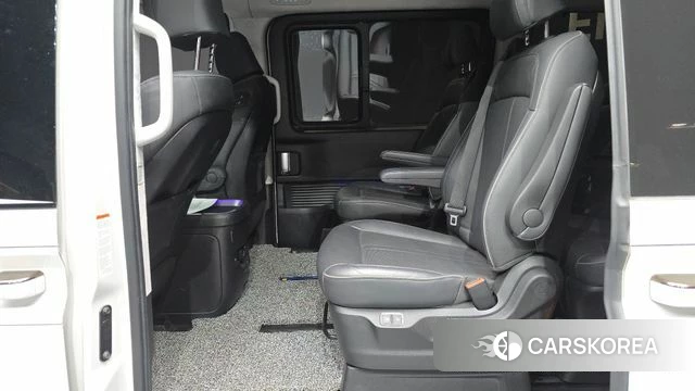 Hyundai Staria 2022 Белый из Кореи, фото 3