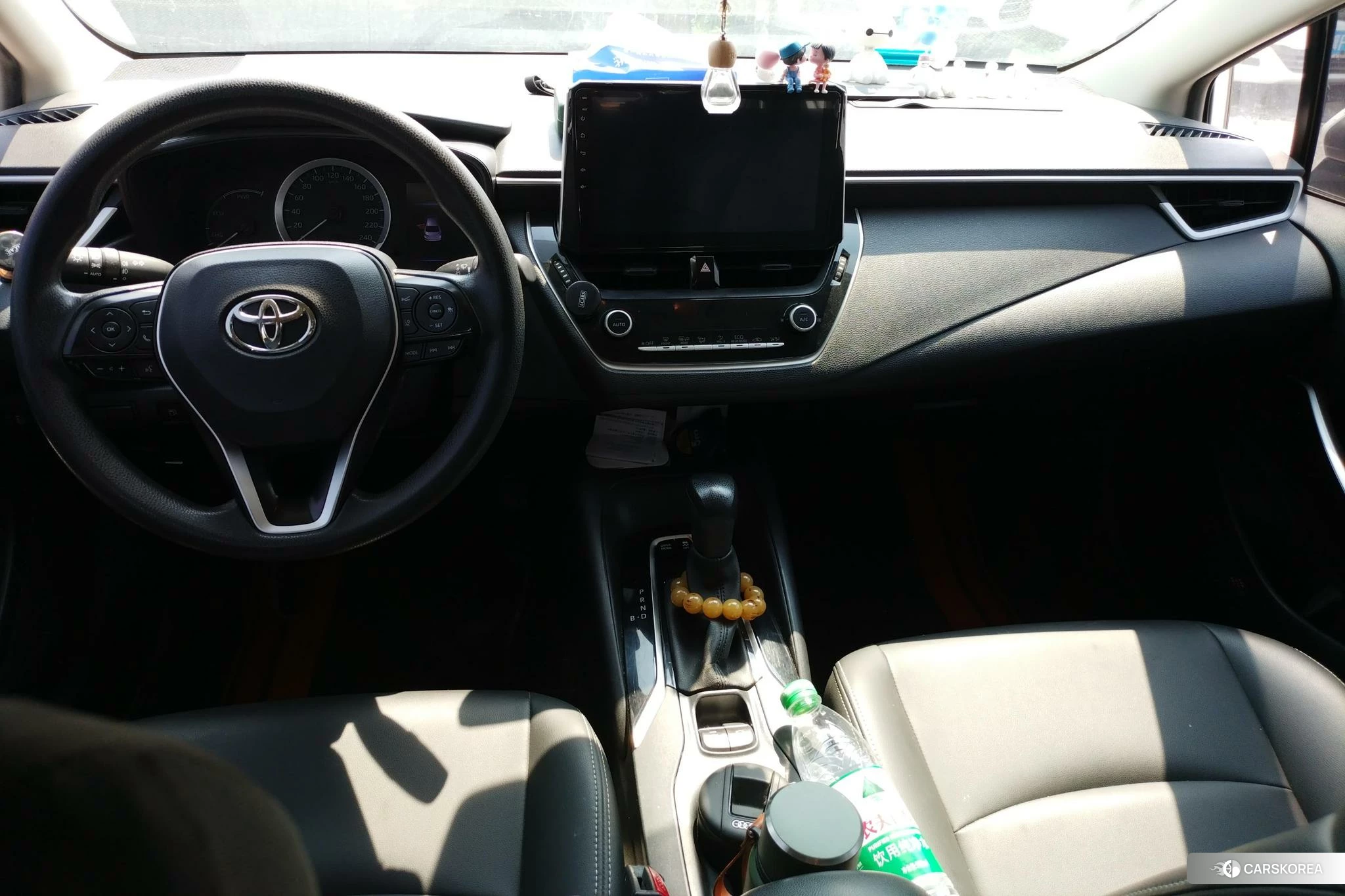 Toyota Corolla 2022 Белый из Китая, фото 3
