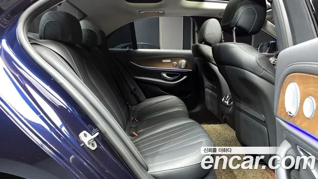 Mercedes-Benz E-Class W213 2019 Синий из Кореи, фото 3