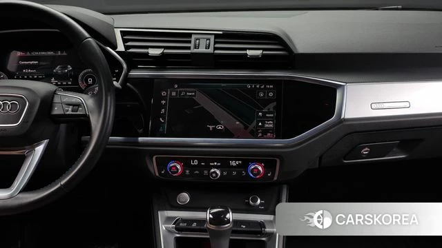 Audi Q3 (F3) 2020 Синий из Кореи, фото 3