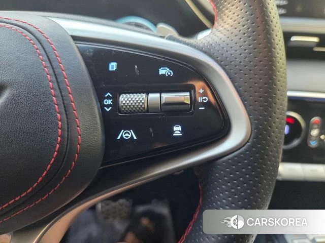 Genesis GV70 2021 Черный из Кореи, фото 3