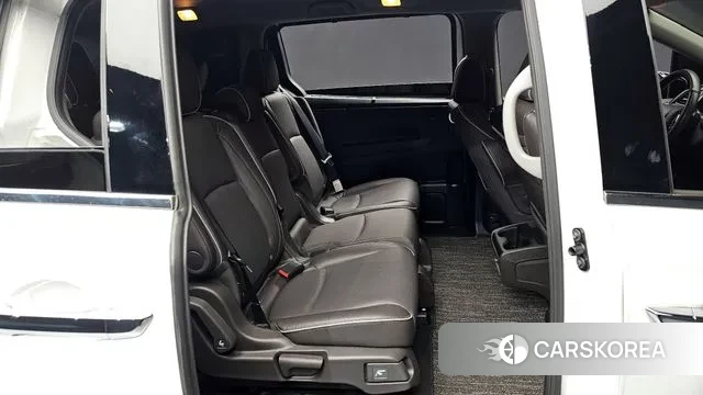 Honda Odyssey 2021 Белый из Кореи, фото 3