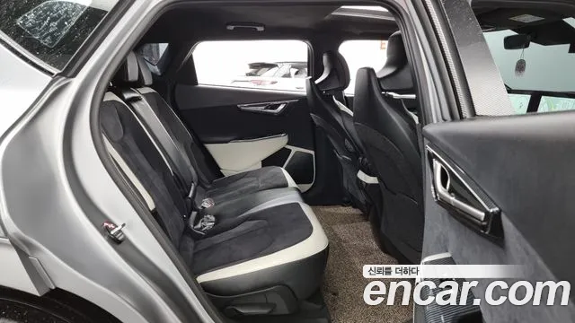 Kia EV6 2023 Серый из Кореи, фото 3