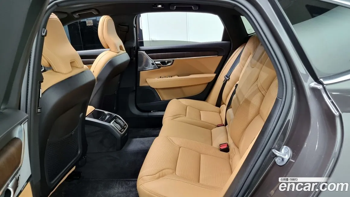 Volvo S90 2023 Серый из Кореи, фото 3