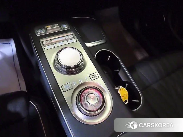 Genesis GV70 2023 Черный из Кореи, фото 3