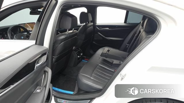 BMW 5 Series (G30) 2020 Белый из Кореи, фото 3