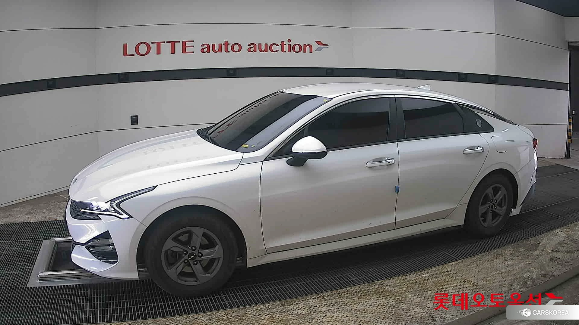 Kia K5 2022 Snow White Pearl (optional) из Кореи, фото 3