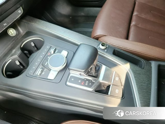 Audi A4 (B9) 2018 Серый из Кореи, фото 3