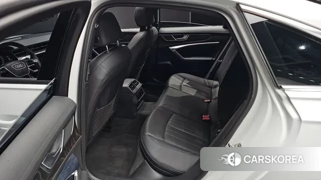 Audi A6 (C8) 2019 Белый из Кореи, фото 3