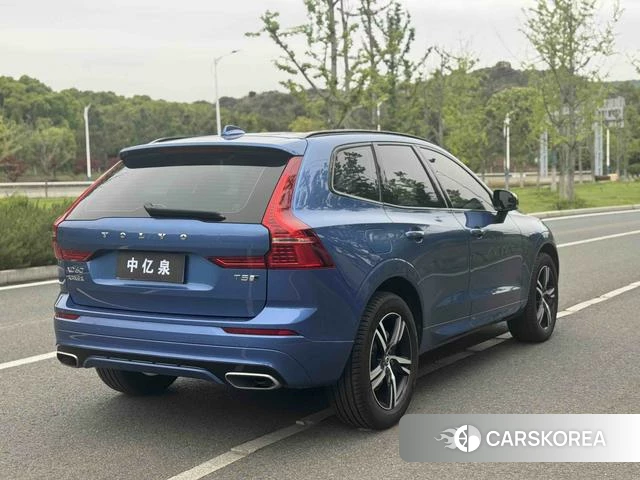Volvo XC60 2020 Синий из Китая, фото 3