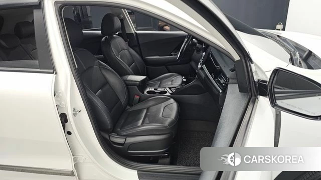 Kia The New Niro 2021 Белый из Кореи, фото 3