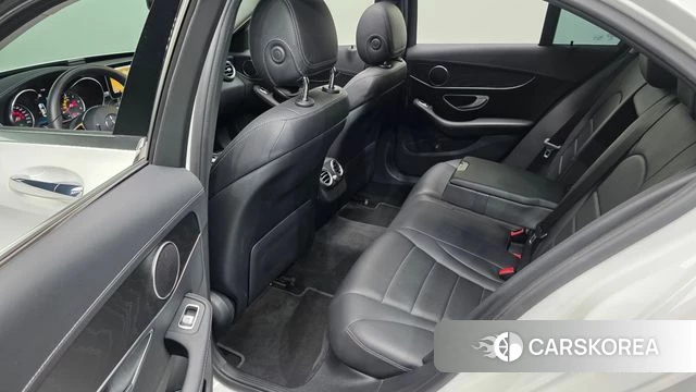 Mercedes-Benz C-Class W205 2019 Белый из Кореи, фото 3