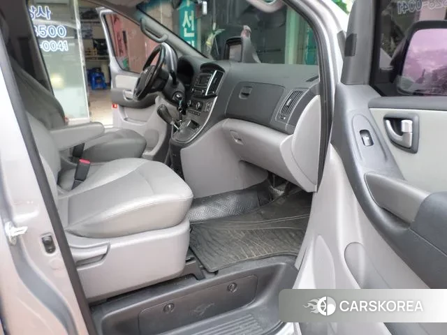 Hyundai The New Grand Starex 2018 Серебряный из Кореи, фото 3