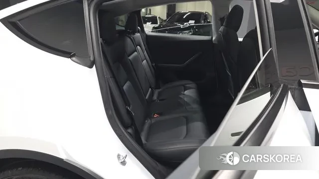 Tesla Model Y 2024 Белый из Кореи, фото 3