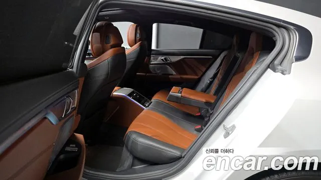 BMW 8 Series (G15) 2021 Белый из Кореи, фото 3