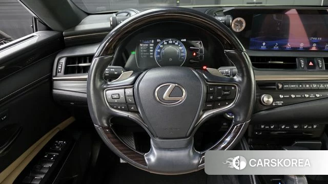 Lexus ES300h 7th generation 2021 Зеленый из Кореи, фото 3