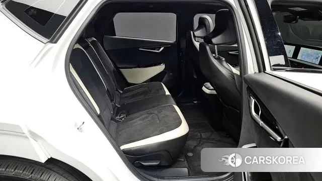 Kia EV6 2023 Белый из Кореи, фото 3