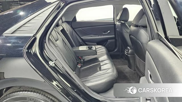 Hyundai Avante (CN7) 2022 Черный из Кореи, фото 3