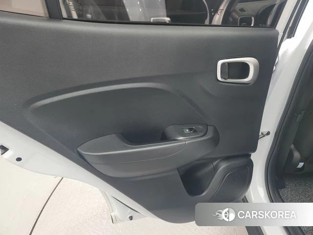 Hyundai Venue 2020 Белый из Кореи, фото 3