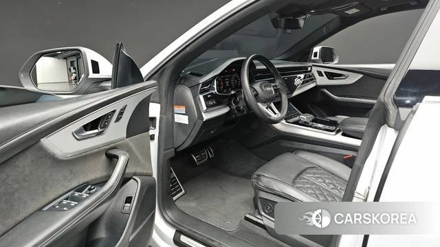 Audi Q8 (4M) 2021 Белый из Кореи, фото 3