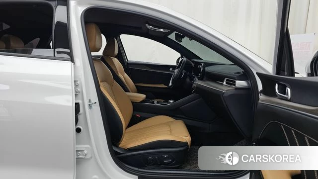 Kia K5 3rd generation 2021 Белый из Кореи, фото 3
