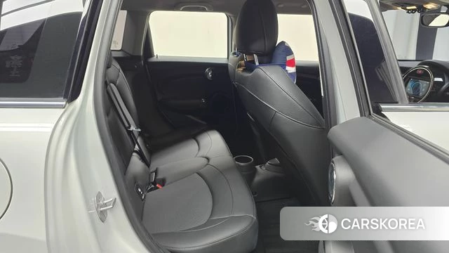 Mini Cooper 2020 Серебряный из Кореи, фото 3