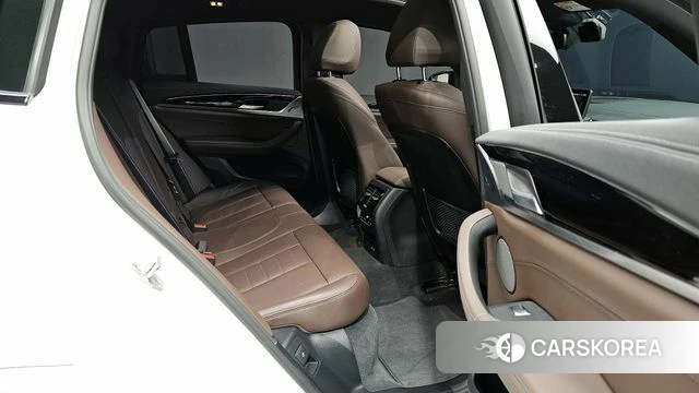 BMW X4 (G02) 2024 Белый из Кореи, фото 3
