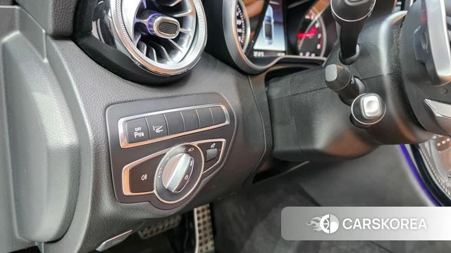Mercedes-Benz C-Class W205 2018 Белый из Кореи, фото 3