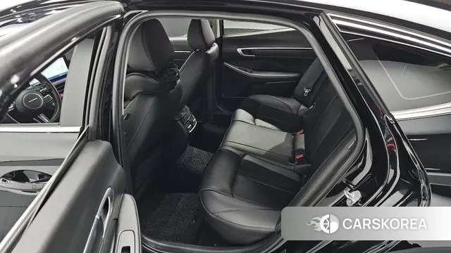 Hyundai Sonata D Edge Hybrid (DN8) 2024 Черный из Кореи, фото 3