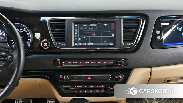 Kia The New Carnival 2018 Черный из Кореи, фото 3