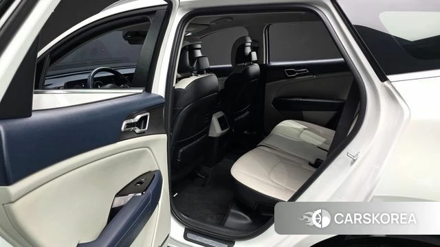 Kia Sportage 5th Generation 2024 Белый из Кореи, фото 3