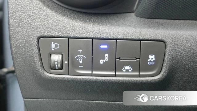 Hyundai Kona 2018 Серебряный из Кореи, фото 3