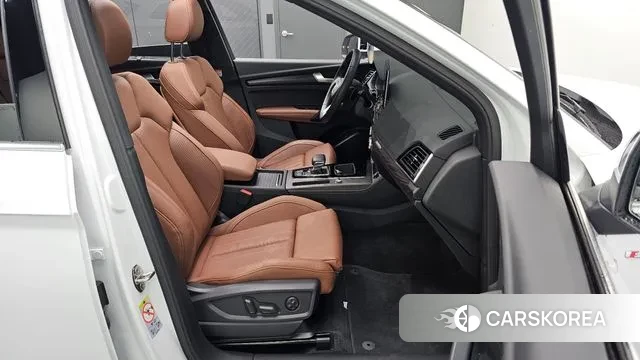 Audi Q5 (FY) 2023 Белый из Кореи, фото 3