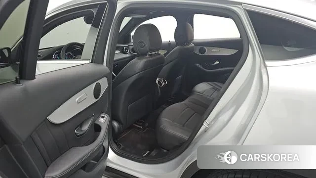 Mercedes-Benz GLC-Class X253 2020 Серебряный из Кореи, фото 3