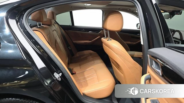 BMW 5 Series (G30) 2020 Черный из Кореи, фото 3