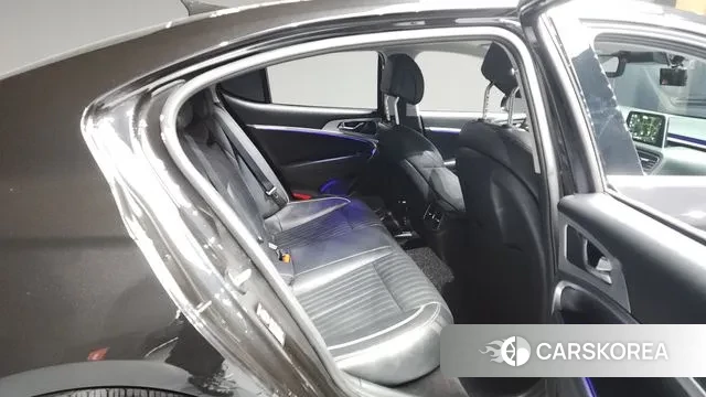 Genesis G70 2018 Черный из Кореи, фото 3