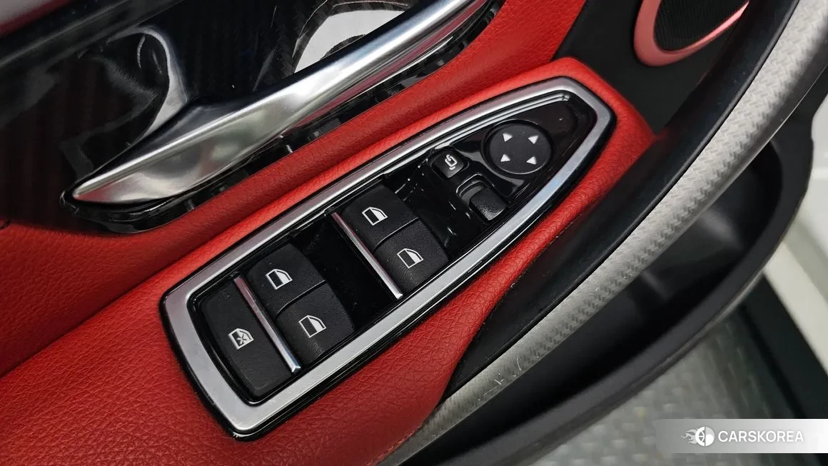 BMW 3 Series (F30) 2018 Белый из Кореи, фото 3