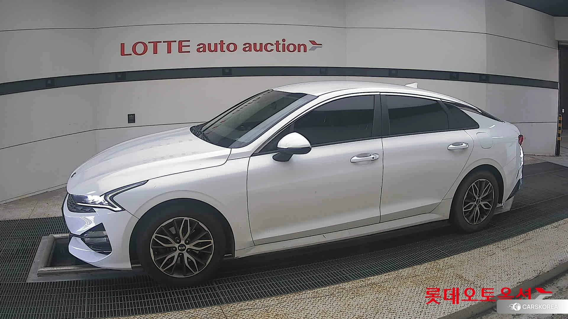 Kia K5 2021 Snow White Pearl (optional) из Кореи, фото 3