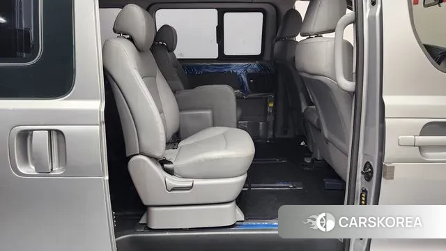 Hyundai The New Grand Starex 2018 Серебряный из Кореи, фото 3