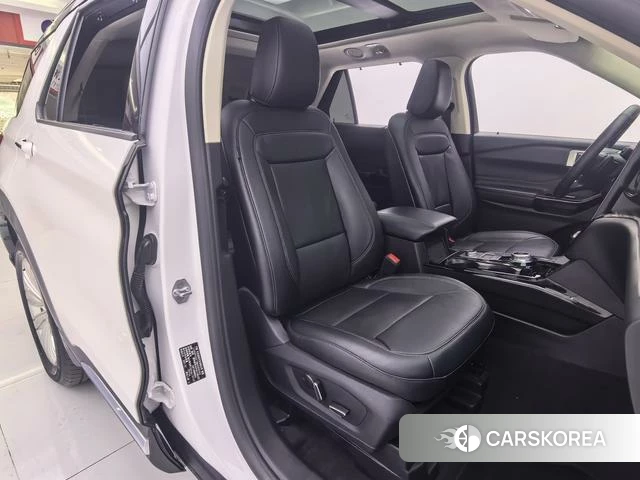 Ford Explorer 2021 Белый из Китая, фото 3