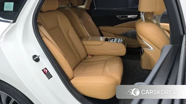 Kia The New K9 2nd generation 2023 Белый из Кореи, фото 3